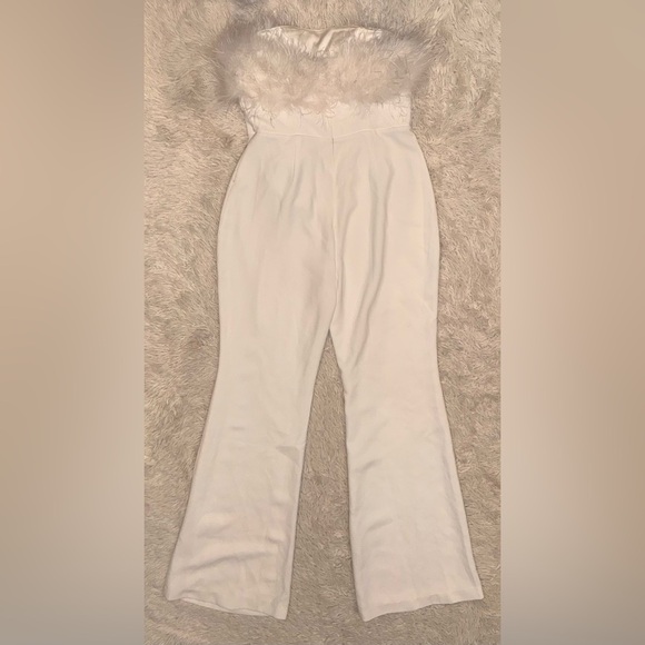 NWOT NADINE MERABI Colette White Feather Strapless belted Jumpsuit sz 12 - Picture 6 of 10